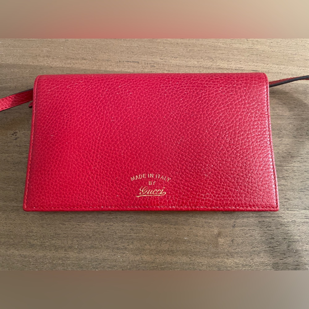 Gucci Crossbody Wallet